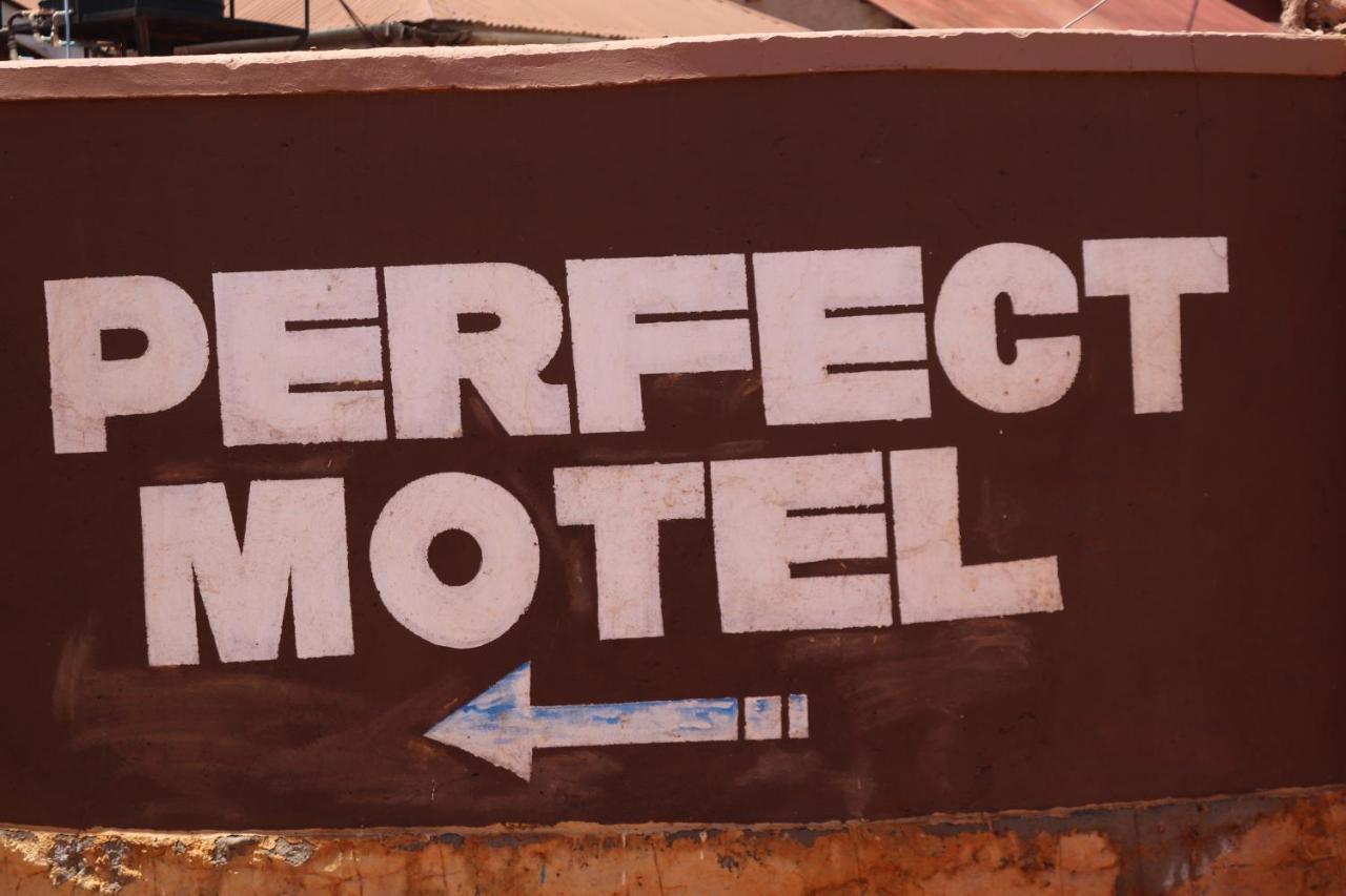 Perfect And Precise Hotel Kampala Exterior foto